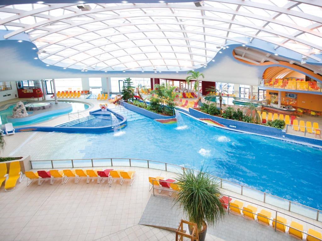 H2O Hotel-Therme-Resort, Fur Familien Mit Kindern Bad Waltersdorf Bagian luar foto