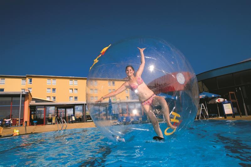 H2O Hotel-Therme-Resort, Fur Familien Mit Kindern Bad Waltersdorf Bagian luar foto