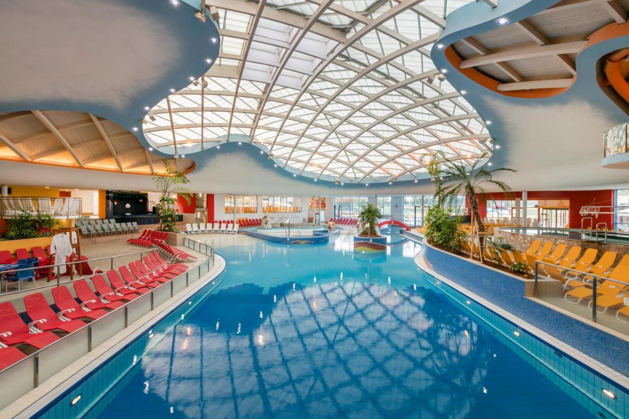 H2O Hotel-Therme-Resort, Fur Familien Mit Kindern Bad Waltersdorf Bagian luar foto